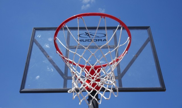 曾凡博聘请哈登经纪人！致力继续冲击NBA 预计需要两个月伤愈