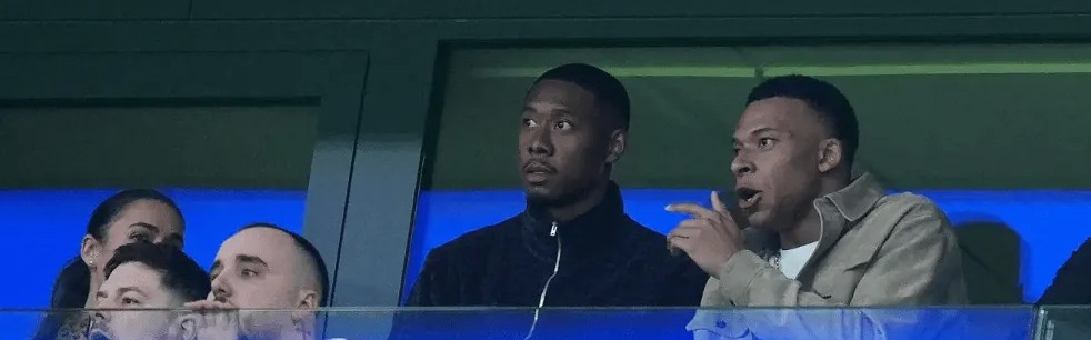 开云kaiyun平台-姆巴佩与阿拉巴现身伯纳乌看台，现场为皇马对曼城比赛助威