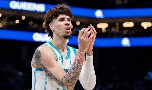 又双叒赛季报销！三球过去三年每个赛季都至少缺席了25场